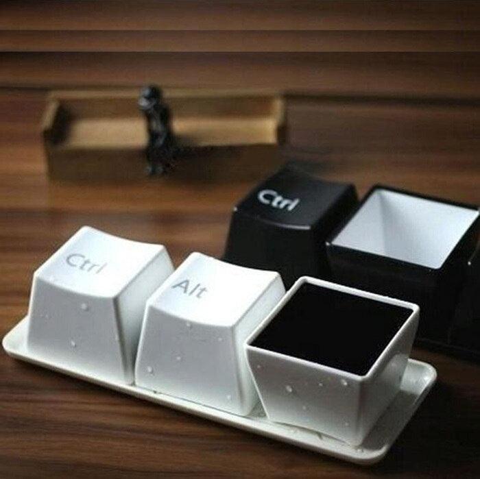 Keyboard Mug - LIGHTBULB GIFTS