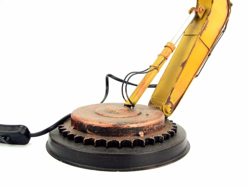 Excavator shaped lamp - lightbulbbusinessconsulting