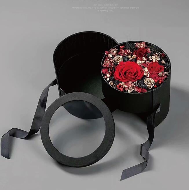 Rose Bouquet Gift Box - lightbulbbusinessconsulting