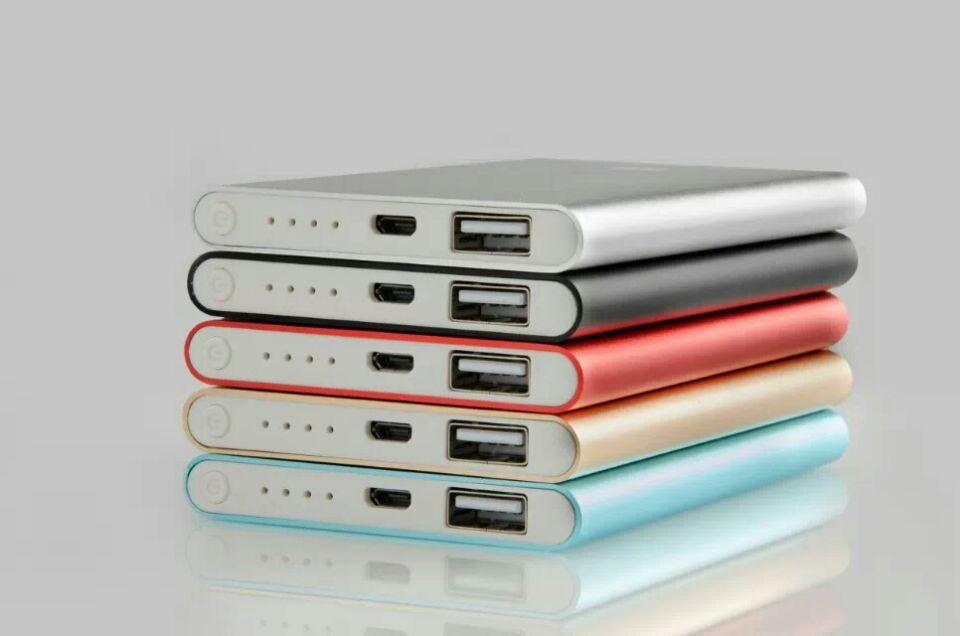 Ultrathin  Powerbank - lightbulbbusinessconsulting