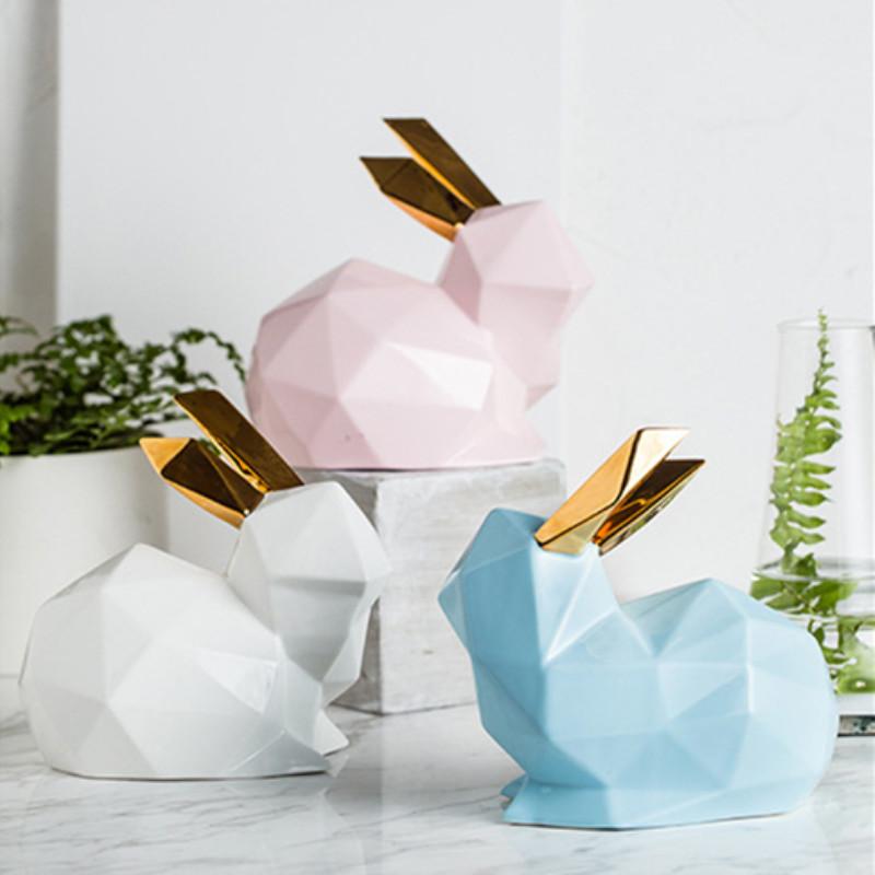 Ceramic pin holder - lightbulbbusinessconsulting