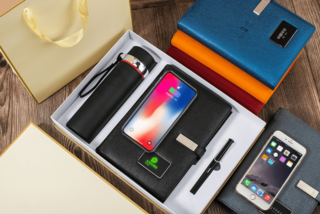 Smart Logo Illuminated Notebook Gift Set - LIGHTBULB GIFTS