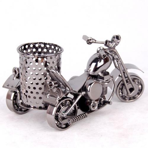 Creative metal Pen holder - lightbulbbusinessconsulting
